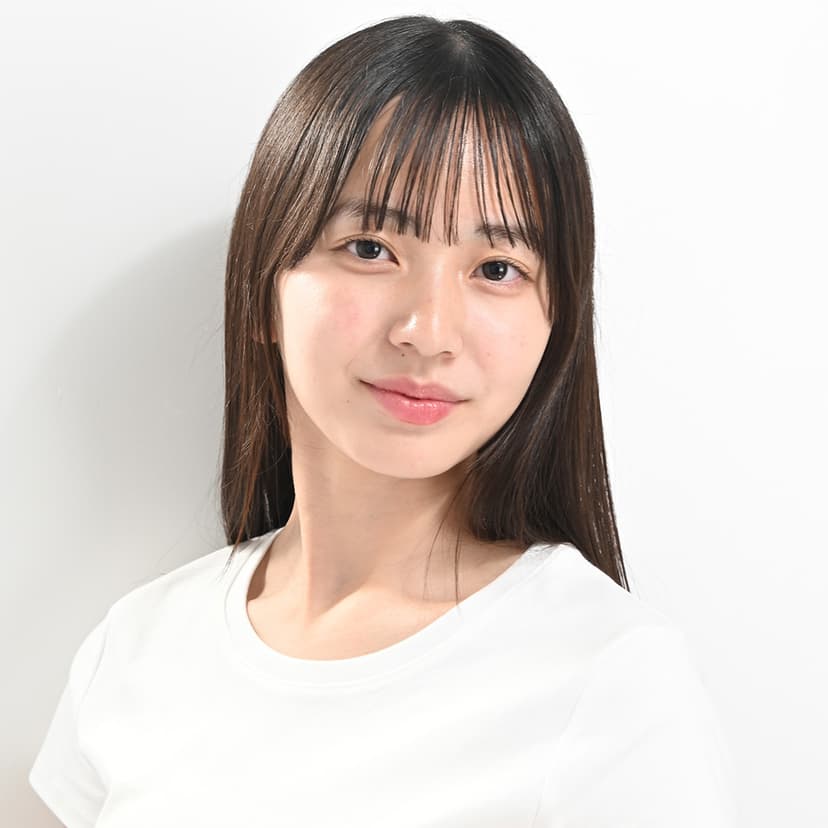 中村美友